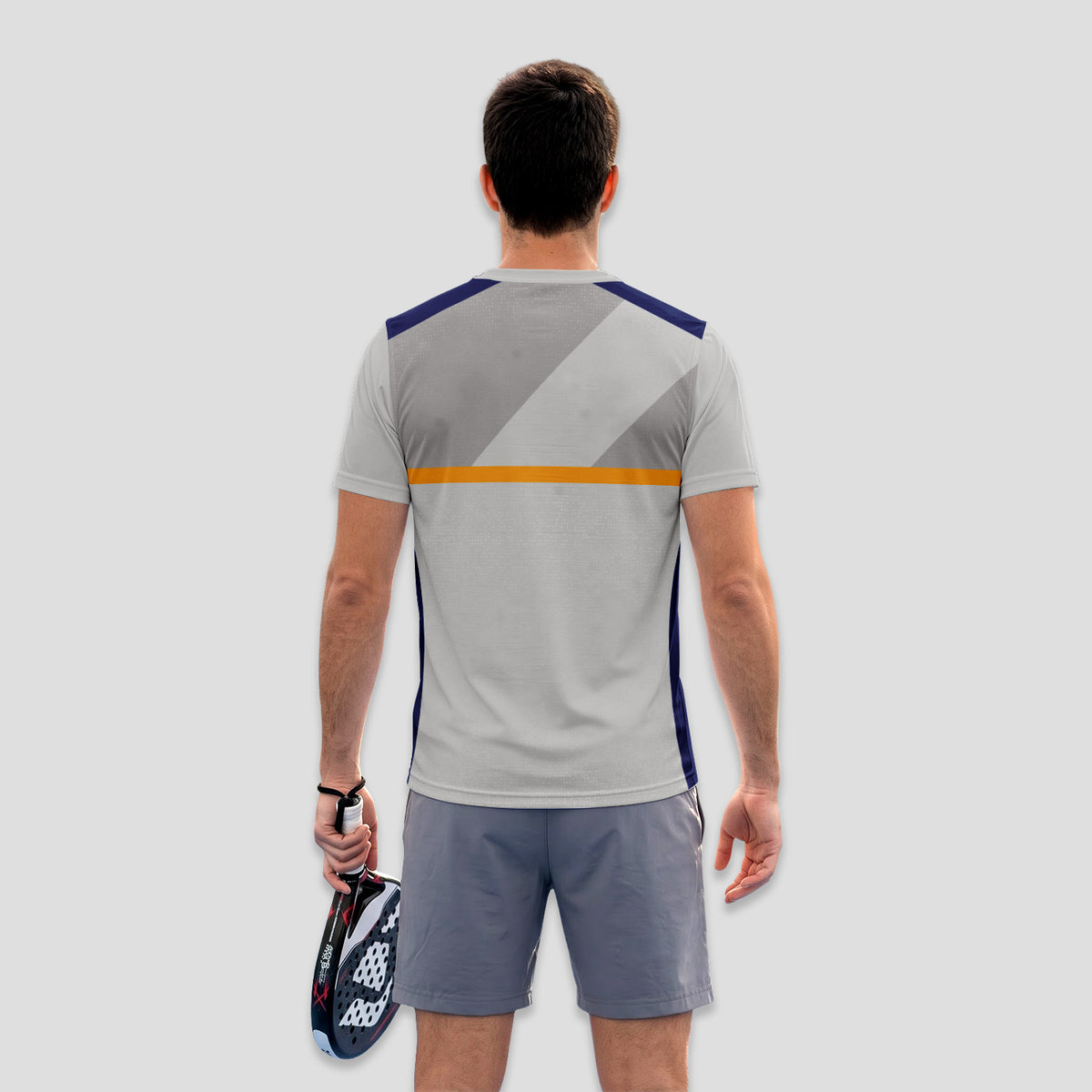 Estilo Deportivo Gris y Naranja – Camiseta de Pádel